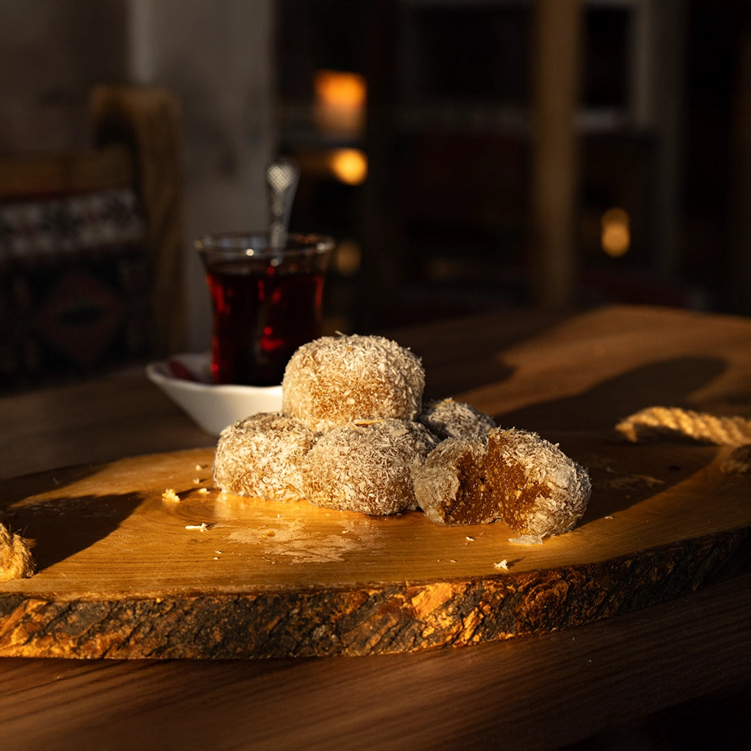 Hindistan Cevizli Atom